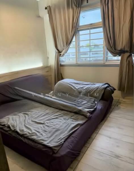 327A Sumang Walk, 327A Sumang Walk, 2 Bedrooms, 732 sqft, HDB Flat For Sale, by Vanny Lim, 500113412 - Bedroom - PropertyGuru.com.sg