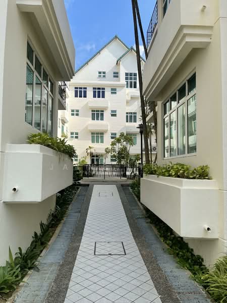 For Sale - Woodgrove Condo