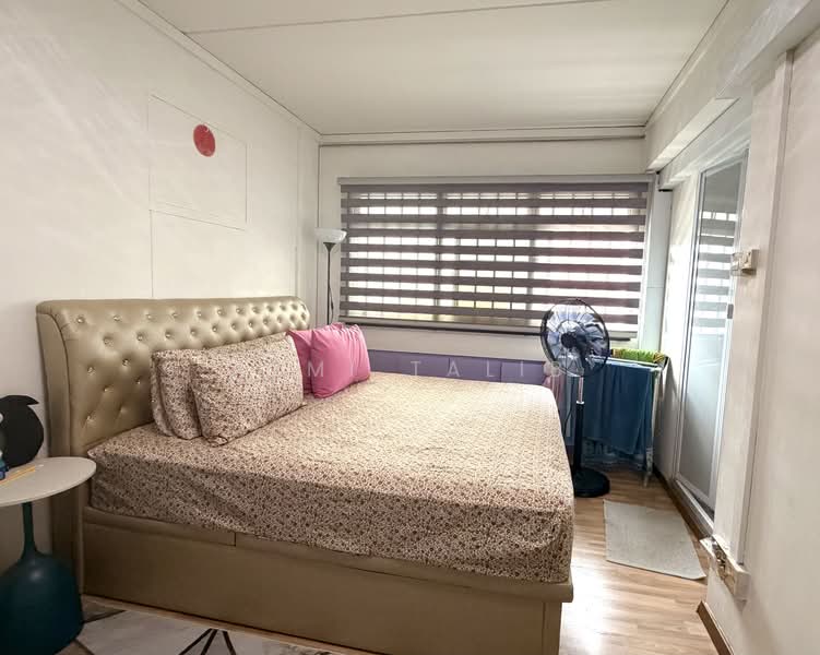 607 Woodlands Ring Road, 607 Woodlands Ring Road, 3 Bedrooms, 1,068 sqft, HDB Flat For Sale, by Azmi Talib, 500113416 - Bedroom - PropertyGuru.com.sg