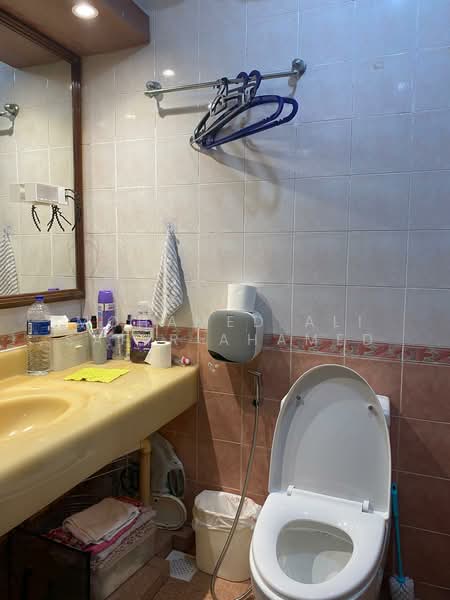 813 Jellicoe Road, 813 Jellicoe Road, 3 Bedrooms, 980 sqft, HDB Flat For Rent, by Mohamed Ali Safir Ahamed, 500113433 - Bathroom - PropertyGuru.com.sg