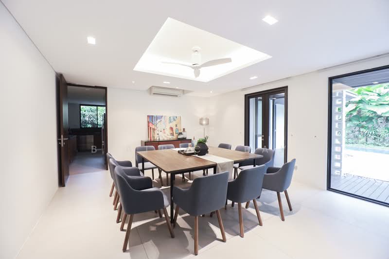Chatsworth Road, Chatsworth Road, 6 Bedrooms, 7,222 sqft, Good Class Bungalow For Rent, by Beatrice Bay, 500113436 - Dining Room - PropertyGuru.com.sg
