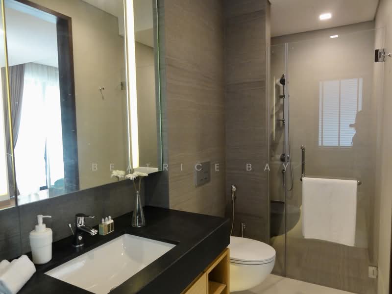 Chatsworth Road, Chatsworth Road, 6 Bedrooms, 7,222 sqft, Good Class Bungalow For Rent, by Beatrice Bay, 500113436 - Bathroom - PropertyGuru.com.sg