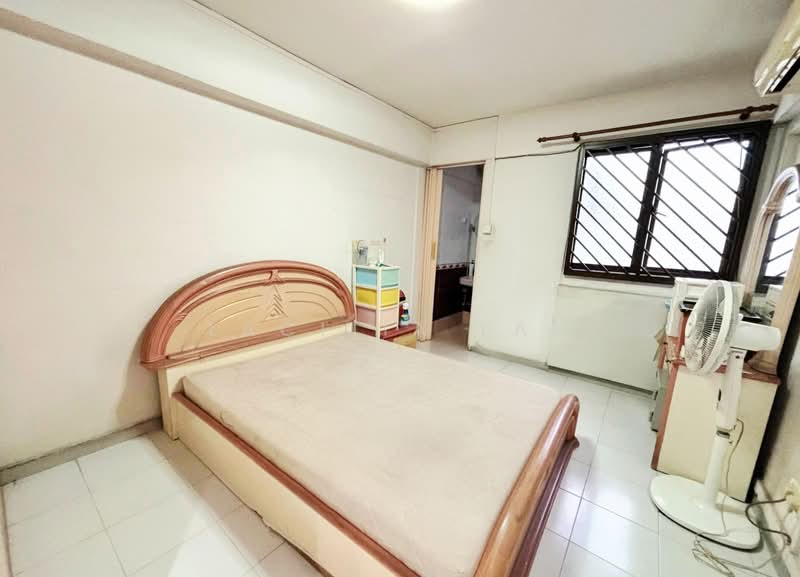 512 West Coast Drive, 512 West Coast Drive, 3 Bedrooms, 990 sqft, HDB Flat For Sale, by Lacilia Lau, 500113442 - Bedroom - PropertyGuru.com.sg