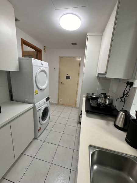 The Stellar, 16A West Coast Road, Room Rental, 120 sqft, Condominium For Rent, by Francis Lee, 500113443 - Kitchen - PropertyGuru.com.sg