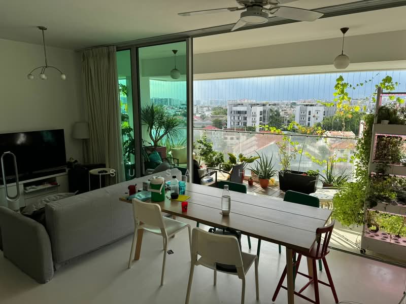 Kovan Residences, 1 Kovan Road, 3 Bedrooms, 1,259 sqft, Condominium For Sale, by Su-san Han, 500113450 - Living Room - PropertyGuru.com.sg