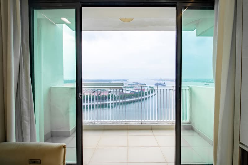 415A Northshore Drive, 415A Northshore Drive, 4 Bedrooms, 1,324 sqft, HDB Flat For Sale, by Jerome Yap, 500113455 - Balcony - PropertyGuru.com.sg