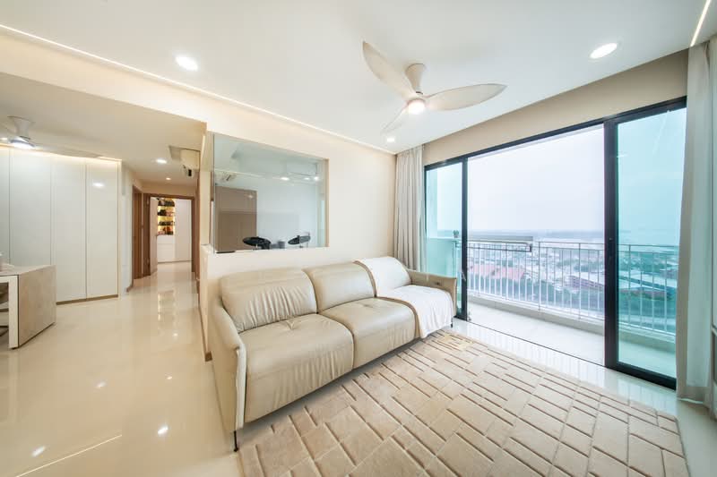 415A Northshore Drive, 415A Northshore Drive, 4 Bedrooms, 1,324 sqft, HDB Flat For Sale, by Jerome Yap, 500113455 - Living Room - PropertyGuru.com.sg