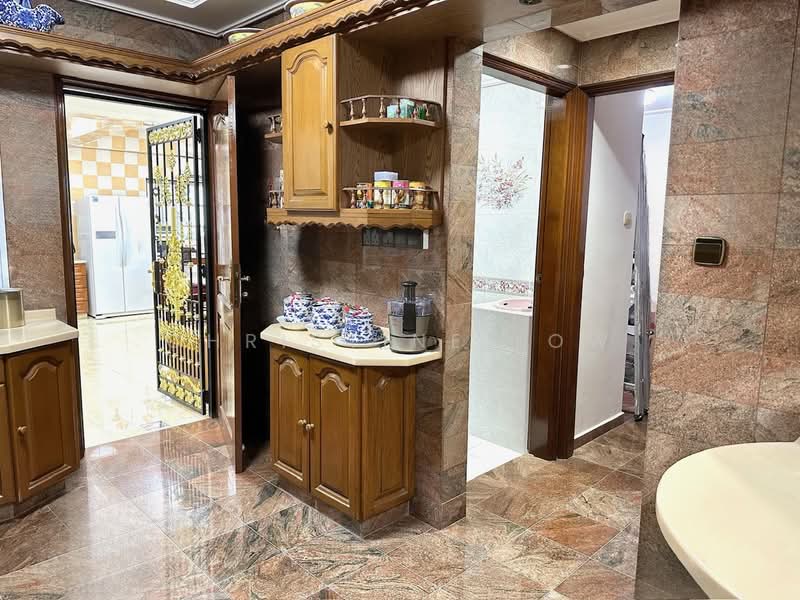 1st Kitchen with helper room