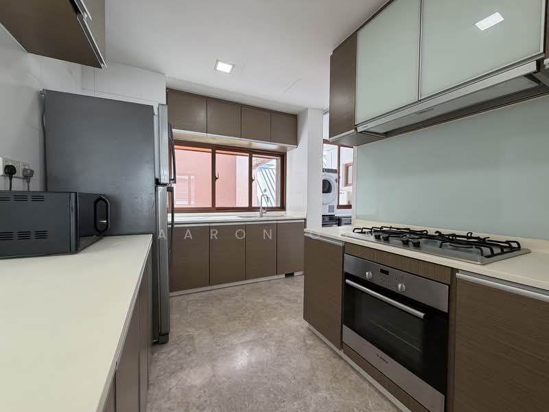 Park Natura, 37 Bukit Batok East Avenue 6, 4 Bedrooms, 2,863 sqft, Condominium For Sale, by Aaron Oon, 500113465 - Kitchen - PropertyGuru.com.sg
