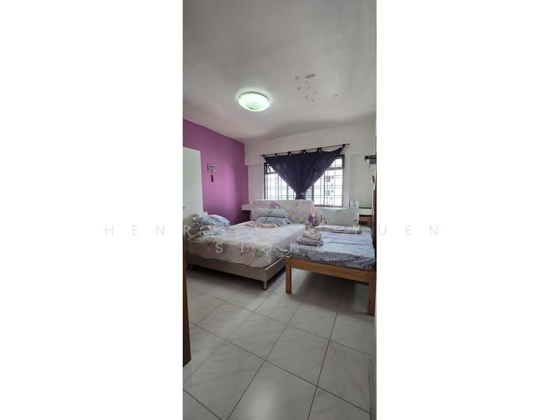 676 Choa Chu Kang Crescent, 676 Choa Chu Kang Crescent, 3 Bedrooms, 1,108 sqft, HDB Flat For Sale, by Henry Yap Yuen Siong, 500113469 - Bedroom - PropertyGuru.com.sg