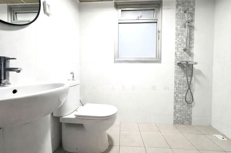 365C Sembawang Crescent, 365C Sembawang Crescent, 3 Bedrooms, 1,001 sqft, HDB Flat For Sale, by Javien Lee 李峙樑, 500113493 - Bathroom - PropertyGuru.com.sg