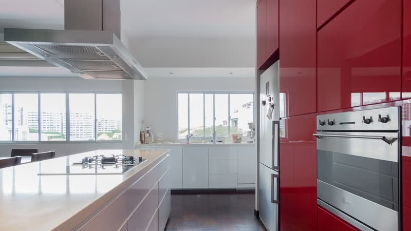 Peakville Mansion, 18B Jalan Pari Kikis, 2 Bedrooms, 1,534 sqft, Walk-up Apartment For Rent, by Lissa Teo, 500113509 - Kitchen - PropertyGuru.com.sg