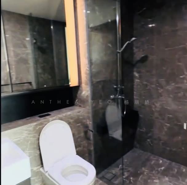 Principal Garden, 93 Prince Charles Crescent, 2 Bedrooms, 807 sqft, Condominium For Sale, by Anthea Yeo 杨丽娇, 500113516 - Bathroom - PropertyGuru.com.sg