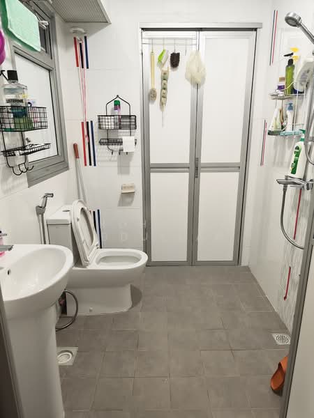 694D Woodlands Drive 62, 694D Woodlands Drive 62, 1 Bedroom, 505 sqft, HDB Flat For Rent, by Rohana Abdullah, 500113518 - Bathroom - PropertyGuru.com.sg