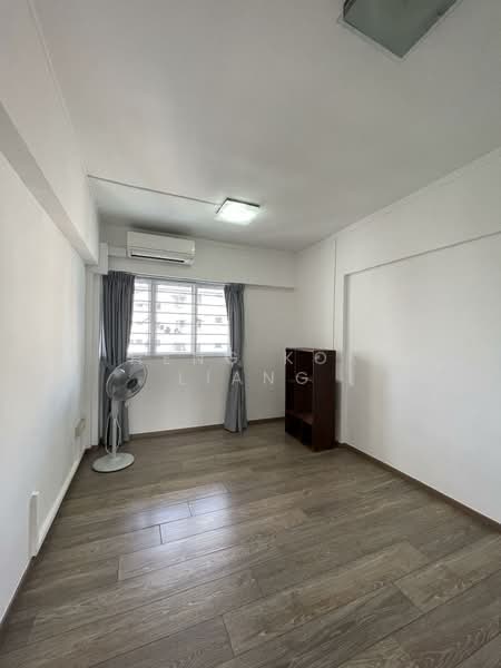 17 Joo Seng Road, 17 Joo Seng Road, 3 Bedrooms, 1,108 sqft, HDB Flat For Sale, by Heng Kok Liang, 500113520 - Bedroom 2 - PropertyGuru.com.sg