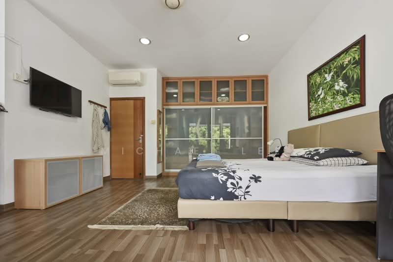 FH Inter Terrace, Walk to Bayshore MRT @ Upper East Coast Rd, Upper East Coast Rd, 4 Bedrooms, 2,098 sqft, Terraced House For Sale, by Michael Lee, 500113522 - Master Bedroom - PropertyGuru.com.sg