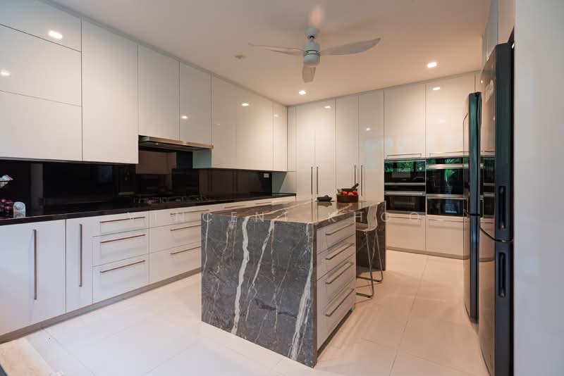Beautiful Bungalow at Greenleaf Road, Greenleaf Road, Tanglin / Holland / Bukit Timah, 5 Bedrooms, 7,523 sqft, Detached House For Sale, by Vincent Khoo, 500113530 - Kitchen - PropertyGuru.com.sg