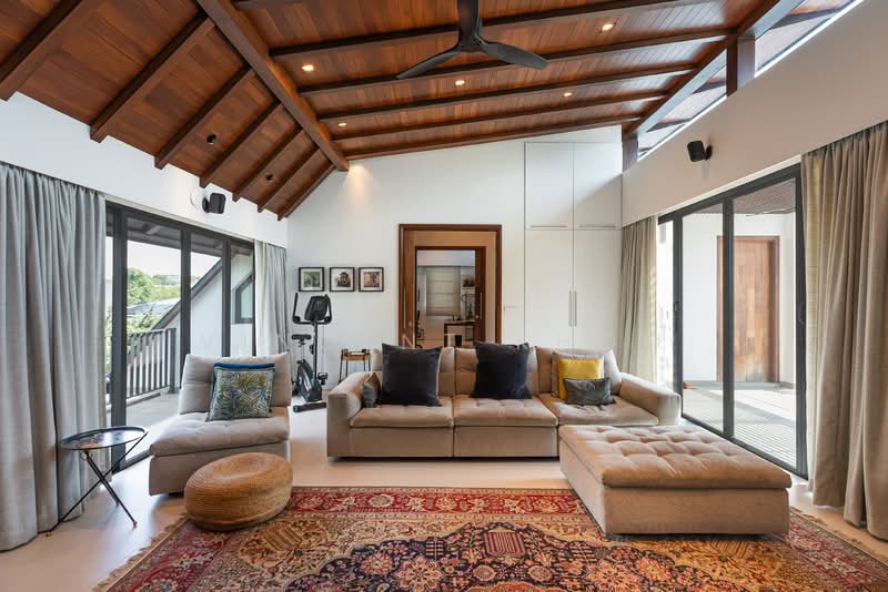 Beautiful Bungalow at Greenleaf Road, Greenleaf Road, Tanglin / Holland / Bukit Timah, 5 Bedrooms, 7,523 sqft, Detached House For Sale, by Vincent Khoo, 500113530 - PropertyGuru.com.sg