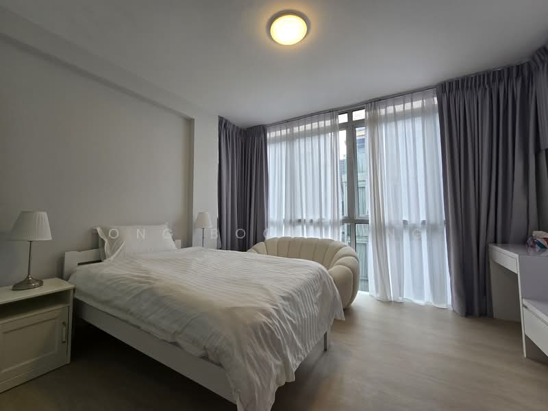 Dalla Vale, 180 Springleaf Avenue, 5 Bedrooms, 3,261 sqft, Semi-Detached House For Sale, by Ong Boon Seng, 500113532 - Bedroom - PropertyGuru.com.sg