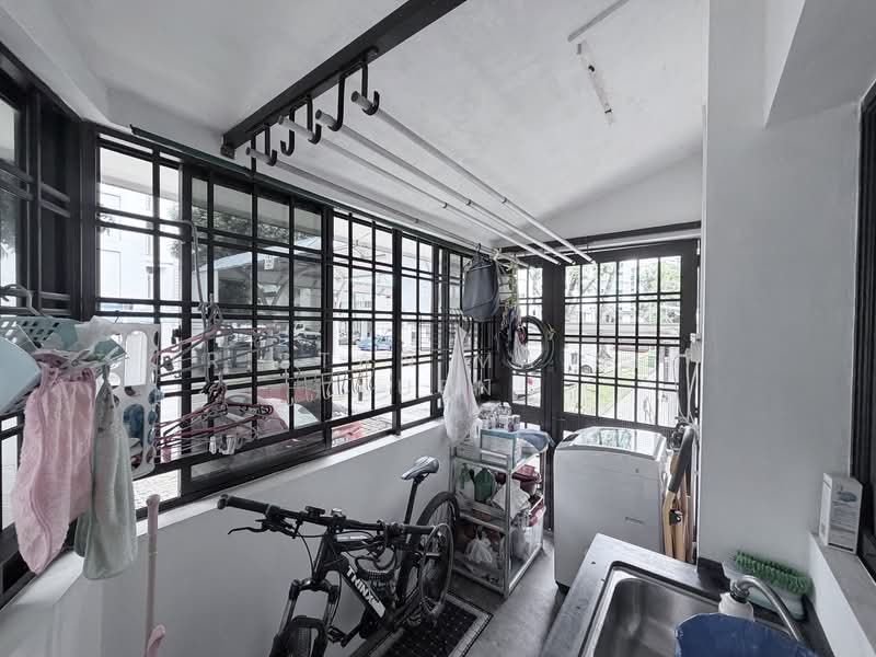 101 Woodlands Street 13, 101 Woodlands Street 13, 3 Bedrooms, 1,033 sqft, HDB Flat For Sale, by Tristan Ma Siu Yuen, 500113535 - Yard - PropertyGuru.com.sg