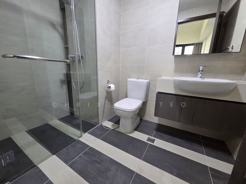 Parc Riviera, 101 West Coast Vale, 2 Bedrooms, 710 sqft, Condominium For Sale, by Christine Teo, 500113540 - Bathroom - PropertyGuru.com.sg