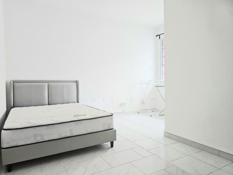 11 Toh Yi Drive, 11 Toh Yi Drive, 3 Bedrooms, 1,119 sqft, HDB Flat For Rent, by Eddie Tan, 500113541 - Master Bedroom - PropertyGuru.com.sg