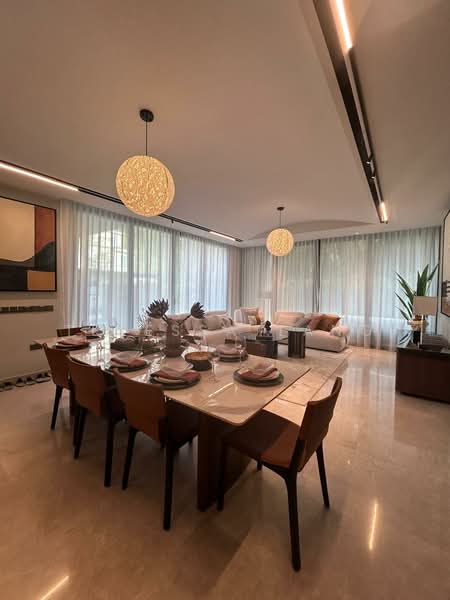 Villas @ Greenbank Park, 50 Greenbank Park, 5 Bedrooms, 8,342 sqft, Bungalow House For Sale, by Teressa Tang, 500113557 - Dining Room - PropertyGuru.com.sg