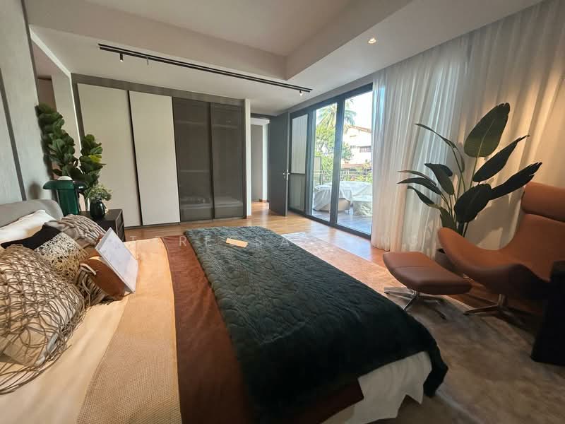 Villas @ Greenbank Park, 50 Greenbank Park, 5 Bedrooms, 8,342 sqft, Bungalow House For Sale, by Teressa Tang, 500113557 - Bedroom - PropertyGuru.com.sg