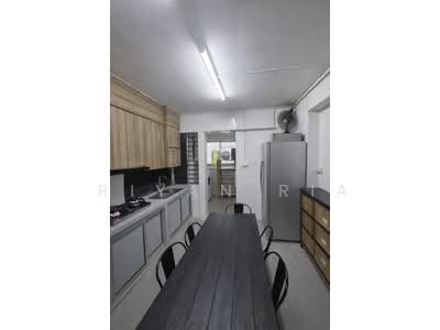 For Sale - 820 Jurong West Street 81