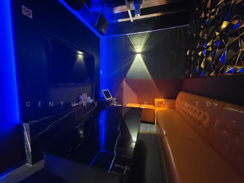 BOAT QUAY CONSERVATION AREA, 63 Boat Quay, Boat Quay / Raffles Place / Marina, 2,500 sqft, Food & Beverage For Rent, by EDMUND TEO, 500113583 - CommercialGuru.com.sg