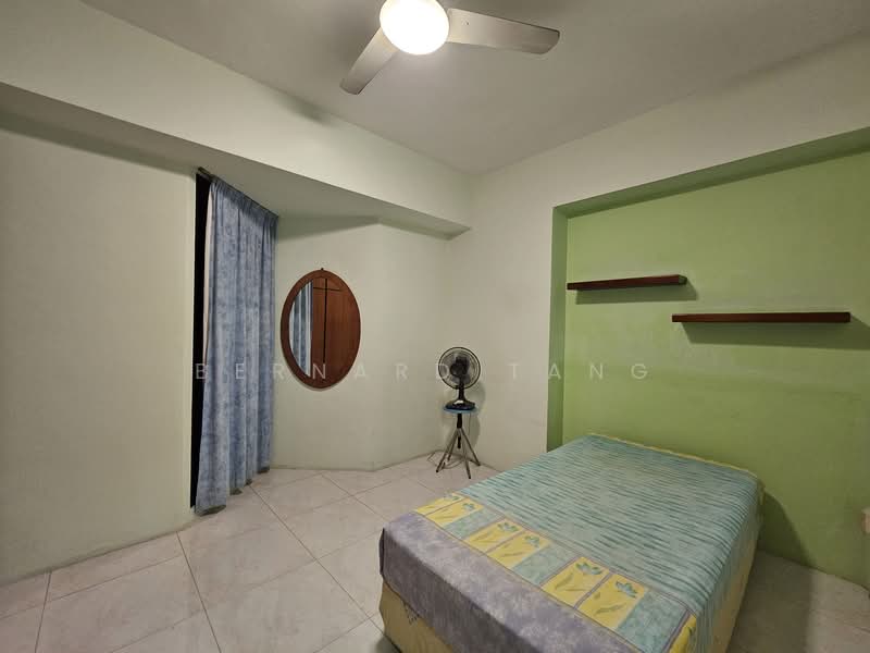 298B Compassvale Street, 298B Compassvale Street, 3 Bedrooms, 1,011 sqft, HDB Flat For Sale, by Bernard Tang, 500113589 - Bedroom - PropertyGuru.com.sg