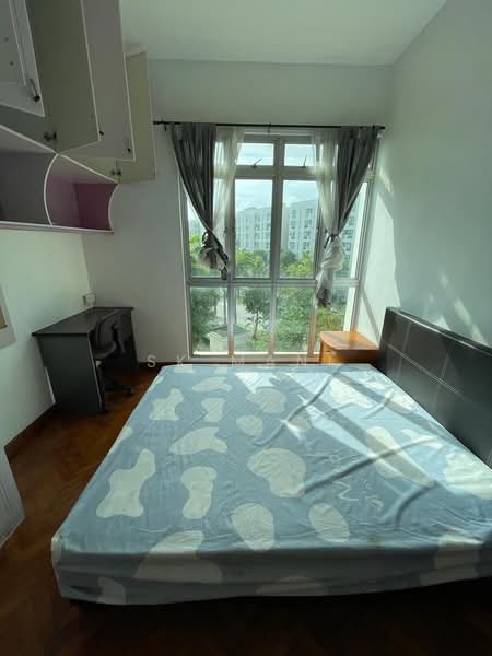 Avila Gardens, 11 Flora Road, 3 Bedrooms, 1,302 sqft, Condominium For Rent, by Sk Mani, 500113597 - Bedroom - PropertyGuru.com.sg