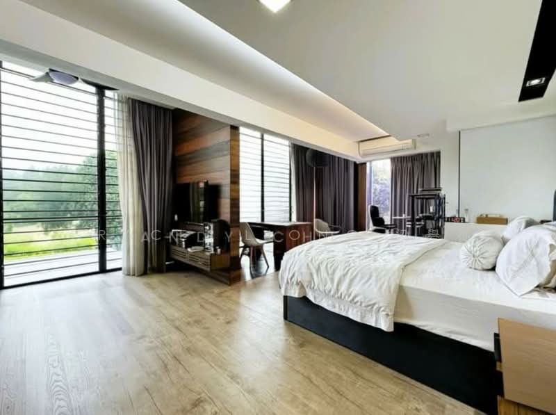 ❤️Resort-like Bungalow. Parks 5 Cars❤️, Jalan Senang, Jalan Chempaka Kuning, Jalan Chempaka Puteh, Jalan Senang Close, Jalan Senang Lane, Jalan Haji Salam, Jalan Haji Alias, Jalan Pari Burong, Jalan Bangsawan, Jalan Khairuddin, Jalan Daud, Jalan Kemuning, Jalan Seaview, Jalan Buloh Perindu, 4 Bedrooms, 3,450 sqft, Detached House For Sale, by Grace  LIONG 梁礜從, 500113614 - Bedroom - PropertyGuru.com.sg