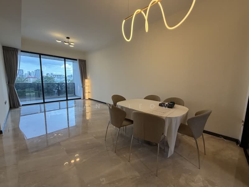 Perfect Ten, 323 Bukit Timah Road, 3 Bedrooms, 1,227 sqft, Condominium For Rent, by Zann Leow, 500113620 - Dining Room - PropertyGuru.com.sg