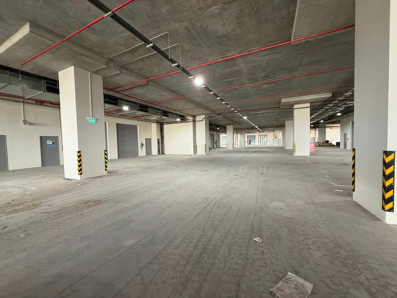 Stellar @ Tampines, 12 Tampines North Drive 4, 1,668 sqft, Factory / Workshop (B2) For Rent, by Alvin Soh, 500113633 - Car Park - CommercialGuru.com.sg