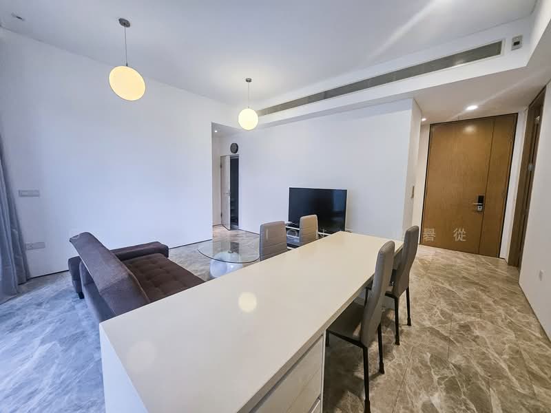❤️Freehold and spacious 2 bedroom in heart of Orchard Road❤️, , 2 Bedrooms, 883 sqft, Condominium For Sale, by Grace LIONG 梁礜從, 500113636 - Living Room - PropertyGuru.com.sg