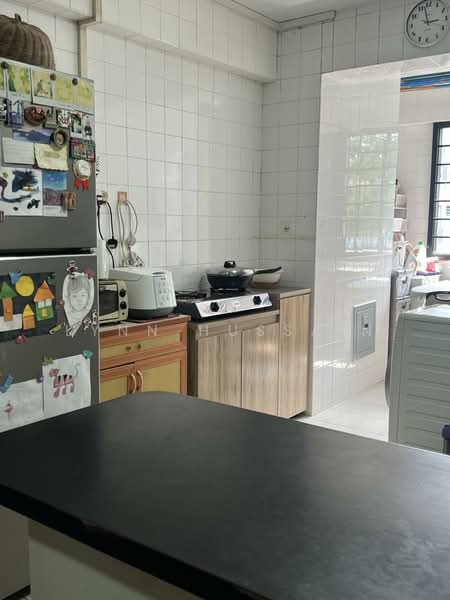117 Pasir Ris Street 11, 117 Pasir Ris Street 11, 3 Bedrooms, 1,162 sqft, HDB Flat For Sale, by Lynn Hussain, 500113638 - Kitchen - PropertyGuru.com.sg