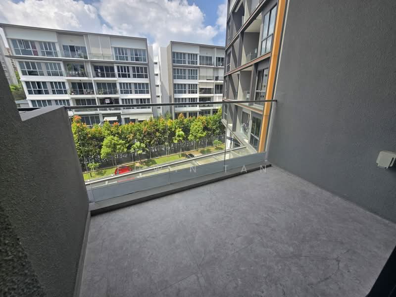 The Navian, Jalan Eunos, 2 Bedrooms, 646 sqft, Condominium For Sale, by Edwin Tan, 500113643 - Balcony - PropertyGuru.com.sg
