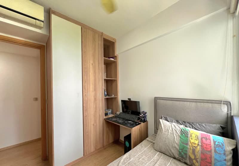 Hedges Park Condominium, 73 Flora Drive, 3 Bedrooms, 1,076 sqft, Condominium For Sale, by Ten Yuyu, 500113660 - Bedroom - PropertyGuru.com.sg