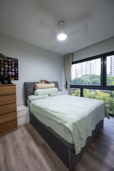 The Lakefront Residences, 42 Lakeside Drive, 3 Bedrooms, 990 sqft, Condominium For Sale, by Charles Goy, 500113666 - Bedroom - PropertyGuru.com.sg