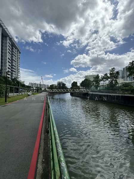 Lakepoint Condo, 2 Lakepoint Drive, 2 Bedrooms, 550 sqft, Condominium For Rent, by Angelia Tan, 500113672 - Park connector - PropertyGuru.com.sg