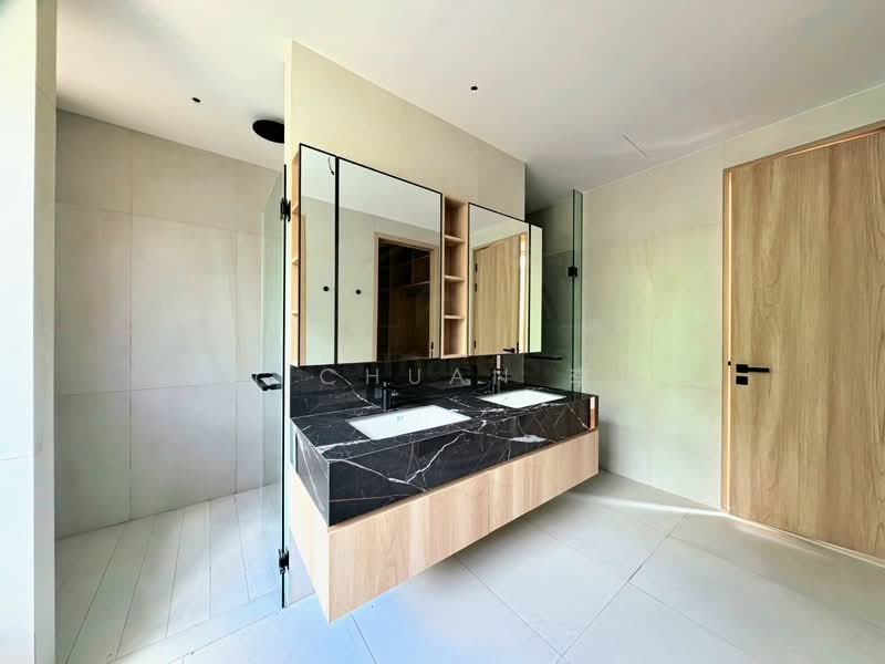 Semi-Detached @ Kheam Hock Road, Kheam Hock Road, 6 Bedrooms, 8,562 sqft, Semi-Detached House For Sale, by Li Chuan 李川, 500113680 - Bathroom - PropertyGuru.com.sg