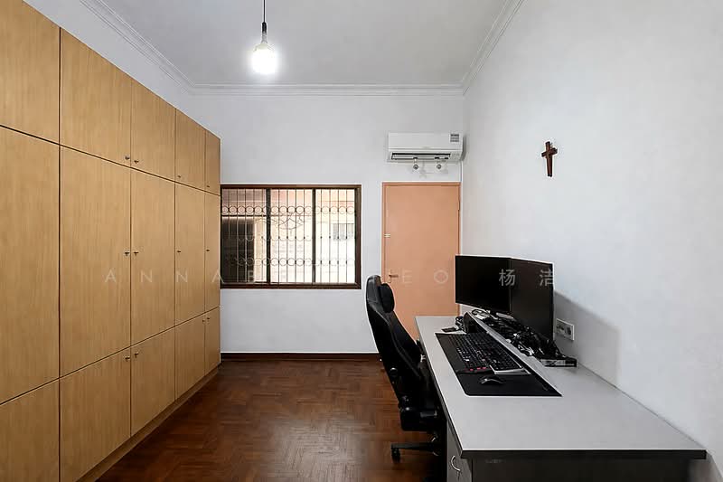 Freehold Terrace at Kembangan (Jalan Senang), Jalan Chempaka Kuning, Jalan Senang, Jalan Chempaka Puteh, Jalan Senang Close, Jalan Senang Lane, Jalan Haji Salam, Jalan Haji Alias, Jalan Pari Burong, Jalan Bangsawan, Jalan Khairuddin, Jalan Daud, Jalan Kemuning, Jalan Seaview, Jalan Buloh Perindu, 3 Bedrooms, 2,200 sqft, Terraced House For Sale, by Annabel Yeo 杨洁桦, 500113683 - Study - PropertyGuru.com.sg