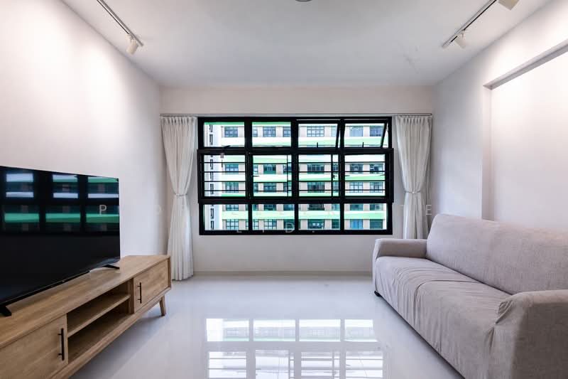 For Sale - 605A Tampines Street 61