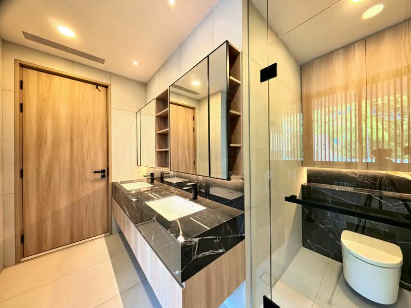 Brand New Detached @ Kheam Hock Road, Kheam Hock Road, 6 Bedrooms, 11,864 sqft, Detached House For Sale, by Li Chuan 李川, 500113688 - Bathroom - PropertyGuru.com.sg