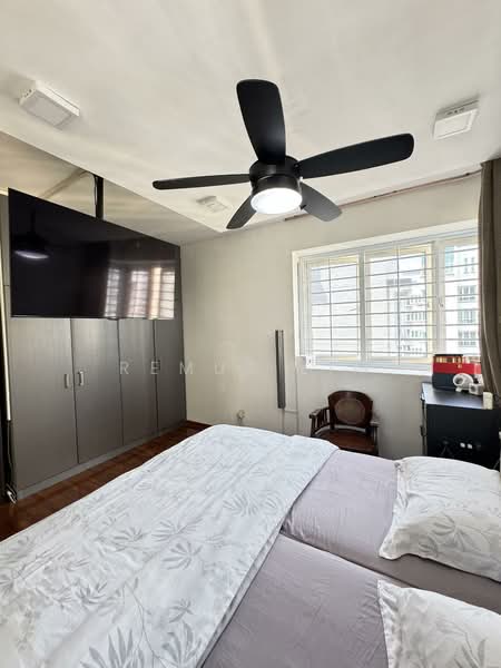 The Floravale, 218 Westwood Avenue, 3 Bedrooms, 1,313 sqft, Executive Condominium For Sale, by Remus Lim, 500113692 - Bedroom - PropertyGuru.com.sg