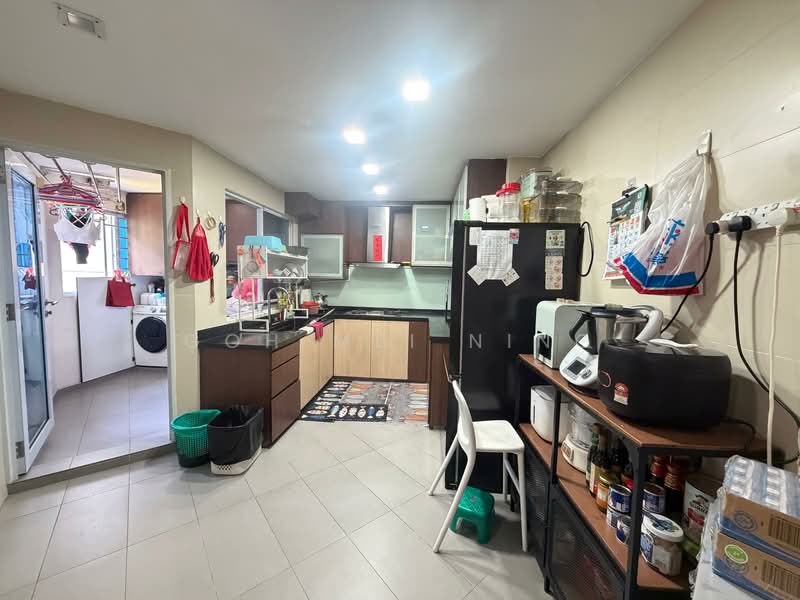 189B Rivervale Drive, 189B Rivervale Drive, 3 Bedrooms, 1,410 sqft, HDB Flat For Sale, by Goh Mei Ning, 500113695 - Kitchen - PropertyGuru.com.sg