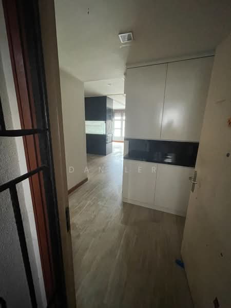 Canberlin Apartments, 60 Lorong 16 Geylang, 3 Bedrooms, 1,259 sqft, Condominium For Sale, by Dan Ler, 500113720 - Interior - PropertyGuru.com.sg
