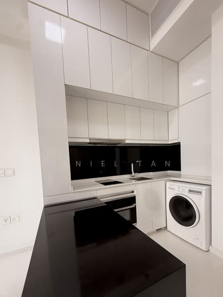 Spottiswoode Suites, 16 Spottiswoode Park Road, 1 Bedroom, 452 sqft, Condominium For Rent, by Daniel Tan, 500113726 - Kitchen - PropertyGuru.com.sg