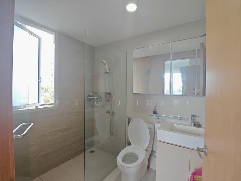 Waterview, 73 Tampines Avenue 1, 2 Bedrooms, 786 sqft, Condominium For Rent, by Kris Qiu (邱志琴), 500113727 - Bathroom - PropertyGuru.com.sg